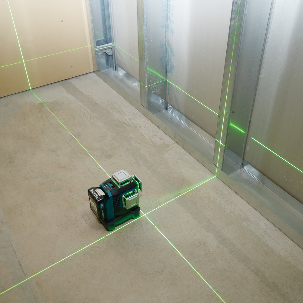 Nivel láser de 3 líneas verdes 360º 12V CXT Makita SK700GD