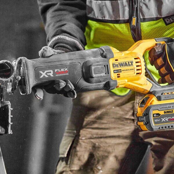 Sierra Sable sin Escobillas XR 18V Flexvolt Advantage con maletín Dewalt DCS386NT DEWALT - 7