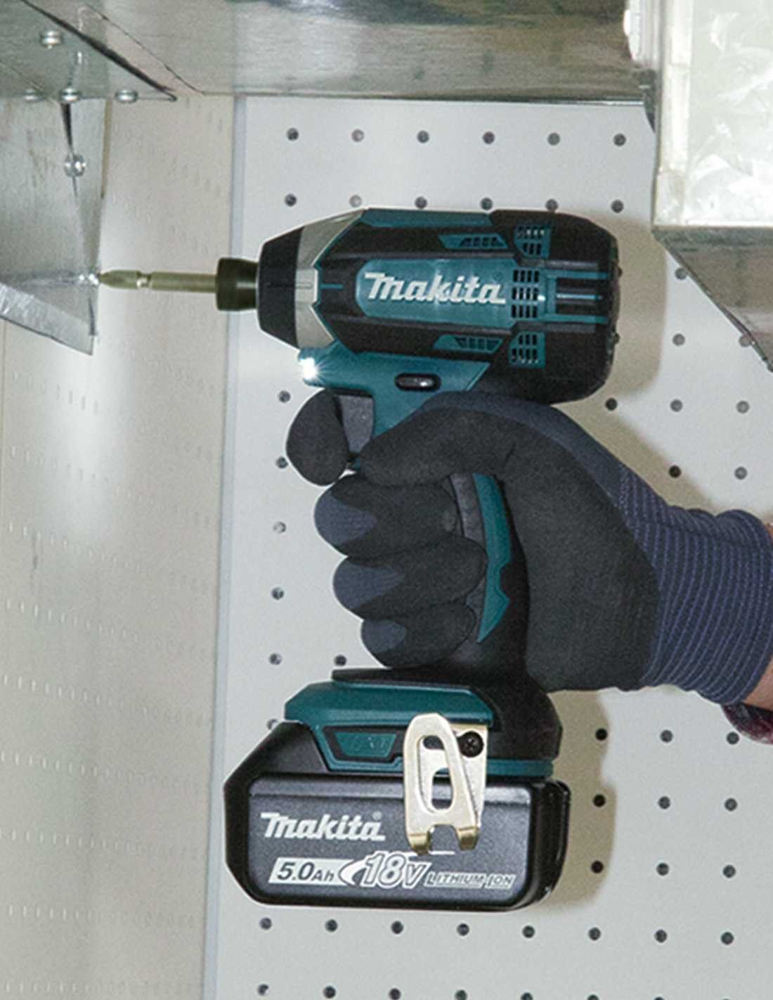 Makita kit with 10 tools + 3 bat + charger + 2 bags DLX1043BL3