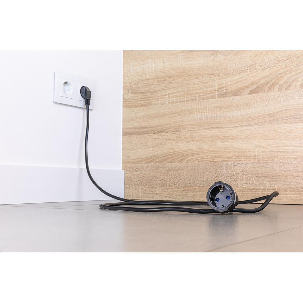 Extension lead with 1 2P+E socket, 16A 250V~, 5 m of H05VV-F 3G1.5mm² cable, black, EDM