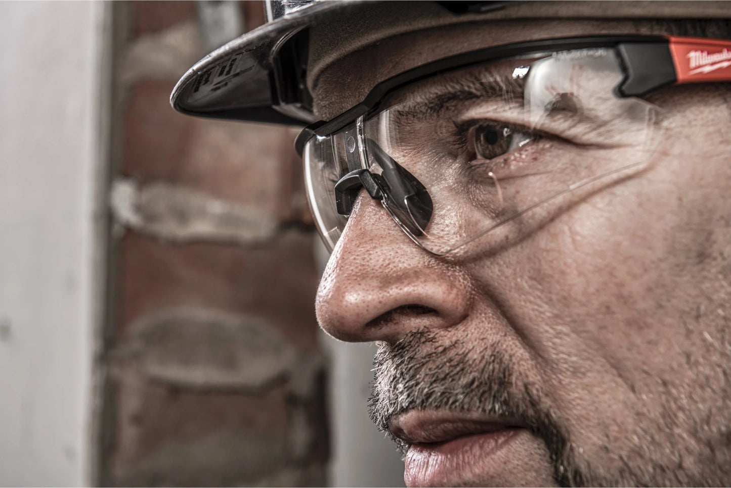 Gafas de seguridad con aumento Milwaukee