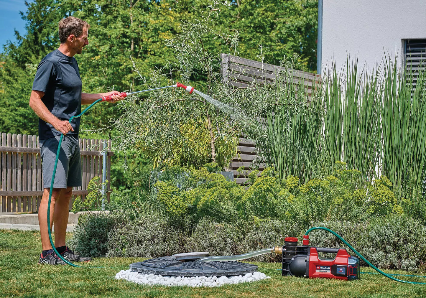 Bomba de agua a batería 36V 3400L/h Einhell AQUINNA 36/34