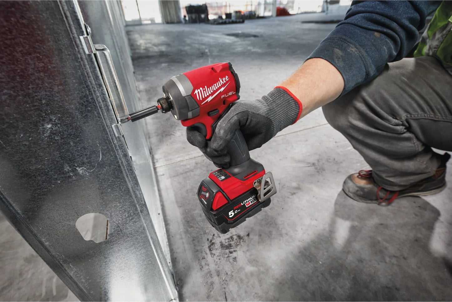 Powerpack M18 Taladro percutor + Atornillador de impacto + 2bat + Cargador + Maletin Milwaukee M18 FPP2A3-502X